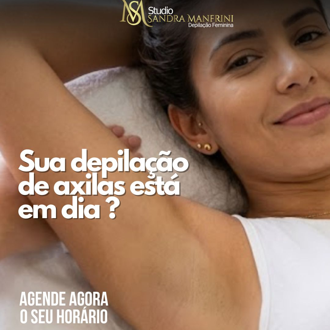 Depilação de axilas-ela está em dia